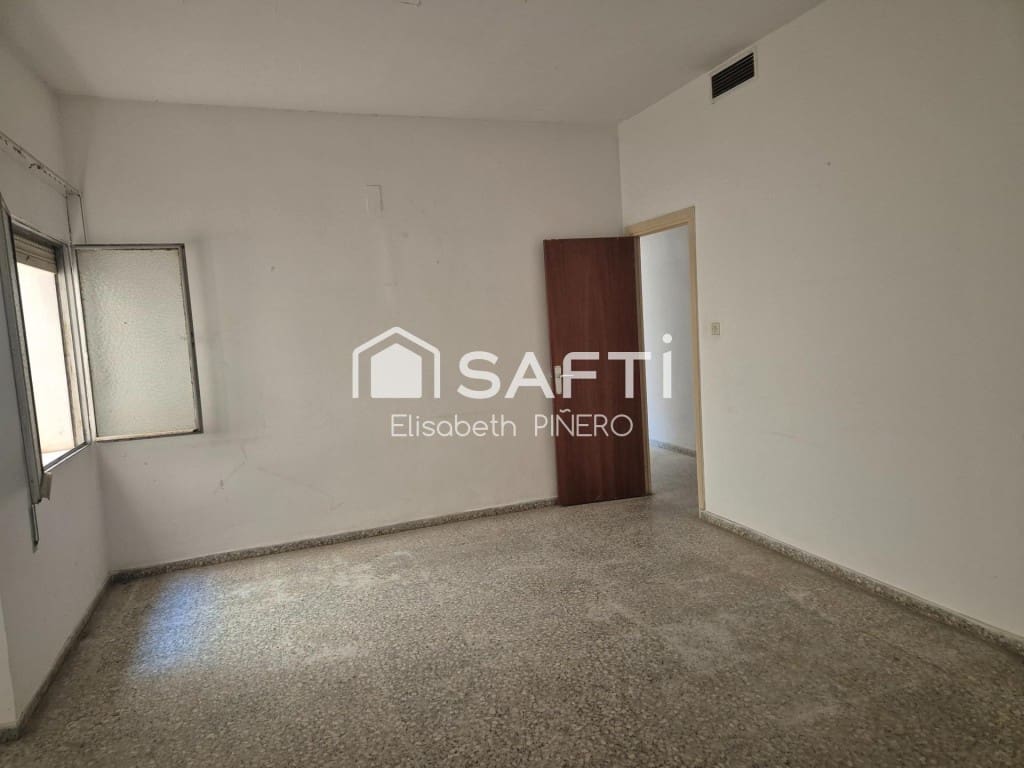 Apartamento de 5 habitaciones en Montijo en venta con garaje - 150.000 € (Ref: 9595035)