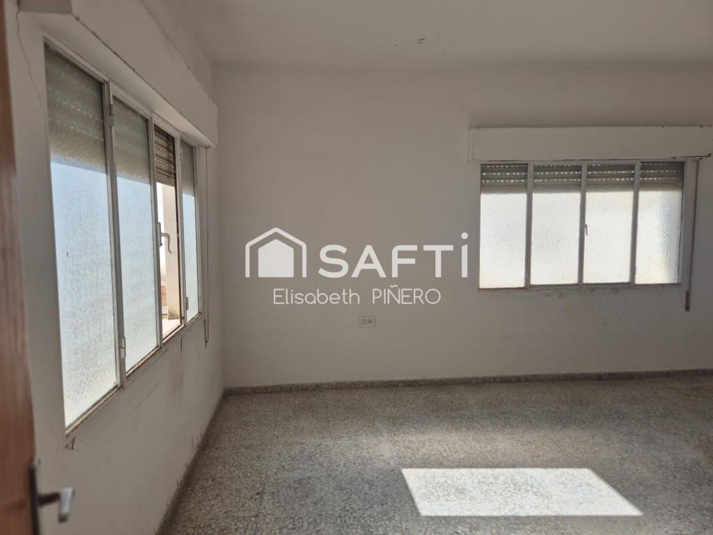 Apartamento de 5 habitaciones en Montijo en venta con garaje - 150.000 € (Ref: 9595035)