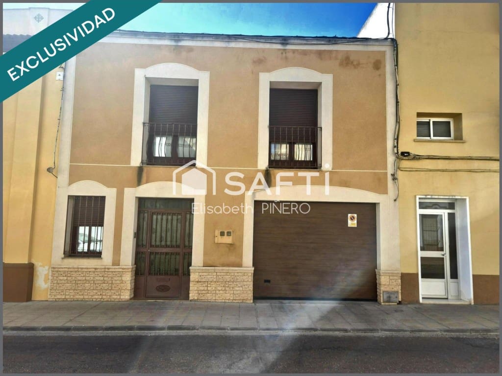 5 quarto Moradia em Banda para venda em Montijo com garagem - 190 000 € (Ref: 9595036)