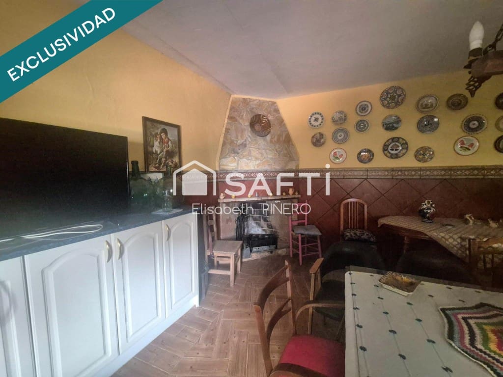 5 quarto Moradia em Banda para venda em Montijo com garagem - 190 000 € (Ref: 9595036)