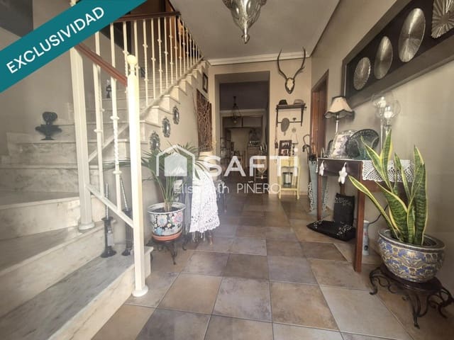 5 quarto Moradia em Banda para venda em Montijo com garagem - 190 000 € (Ref: 9595036)