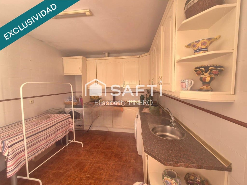 5 quarto Moradia em Banda para venda em Montijo com garagem - 190 000 € (Ref: 9595036)