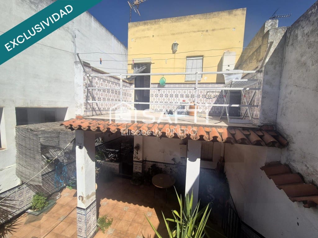 5 quarto Moradia em Banda para venda em Montijo com garagem - 190 000 € (Ref: 9595036)