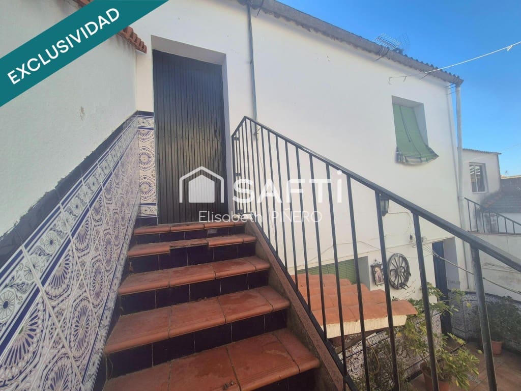 5 quarto Moradia em Banda para venda em Montijo com garagem - 190 000 € (Ref: 9595036)