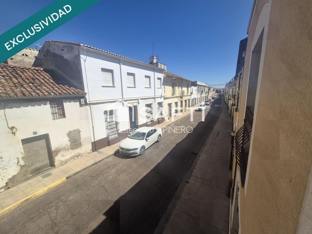 5 quarto Moradia em Banda para venda em Montijo com garagem - 190 000 € (Ref: 9595036)