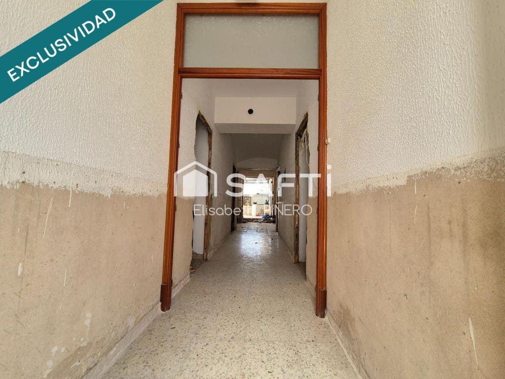 4 quarto Moradia em Banda para venda em Montijo com garagem - 72 000 € (Ref: 9595037)