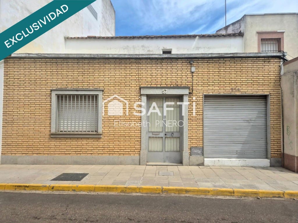 4 quarto Moradia em Banda para venda em Montijo com garagem - 72 000 € (Ref: 9595037)