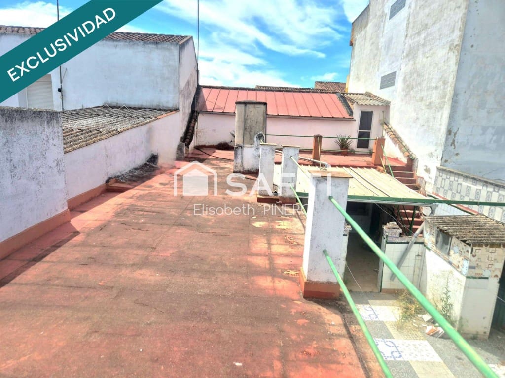4 quarto Moradia em Banda para venda em Montijo com garagem - 72 000 € (Ref: 9595037)