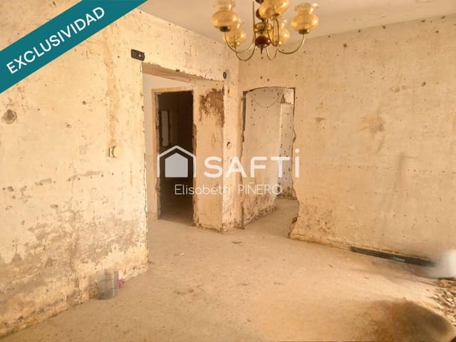 4 quarto Moradia em Banda para venda em Montijo com garagem - 72 000 € (Ref: 9595037)