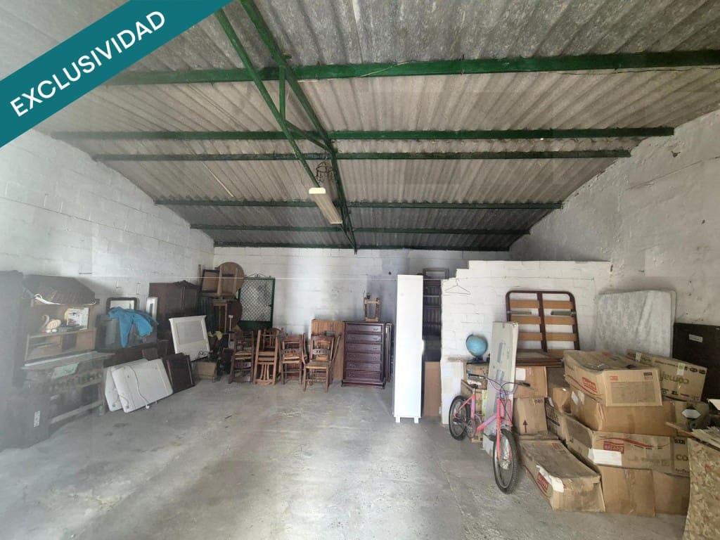 4 quarto Moradia em Banda para venda em Montijo com garagem - 72 000 € (Ref: 9595037)