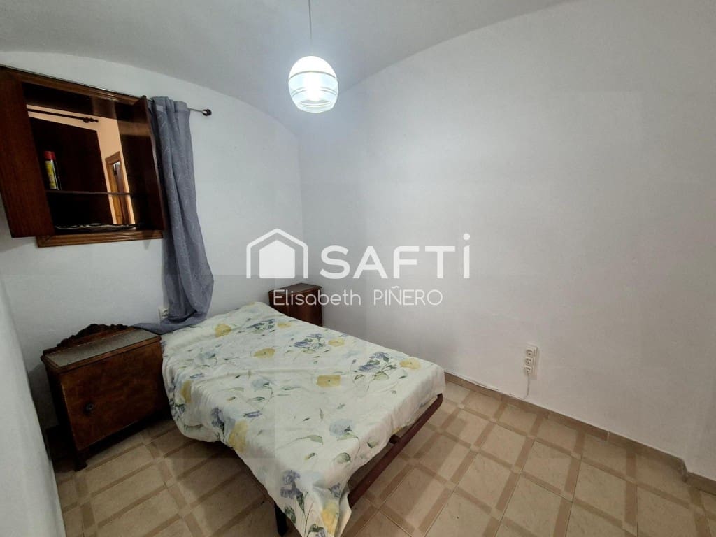 5 quarto Moradia em Banda para venda em Montijo - 59 500 € (Ref: 9595038)