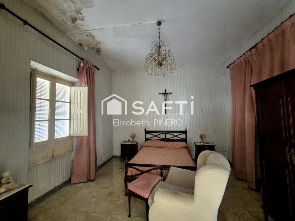 3 quarto Moradia em Banda para venda em Montijo - 75 000 € (Ref: 9595039)