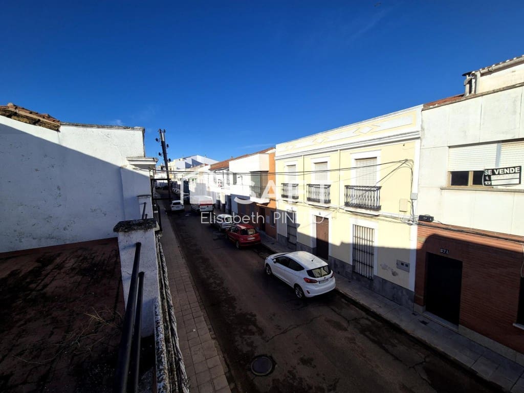3 quarto Moradia em Banda para venda em Montijo - 75 000 € (Ref: 9595039)