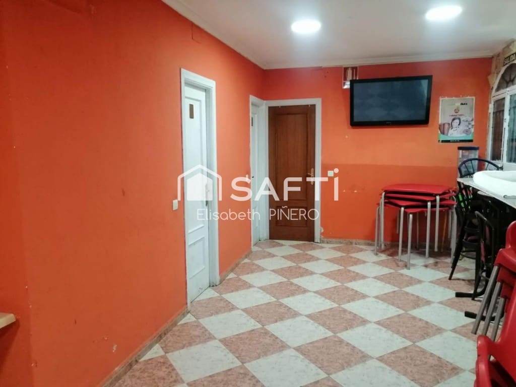 Commercieel te koop in Puebla de la Calzada - € 70.000 (Ref: 9595041)