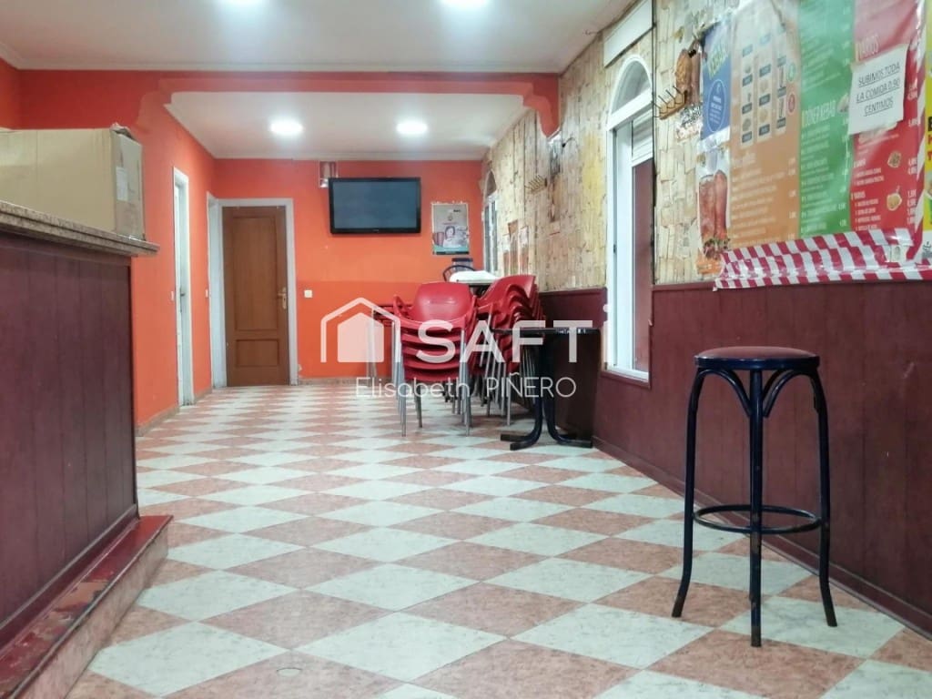 Commercieel te koop in Puebla de la Calzada - € 70.000 (Ref: 9595041)