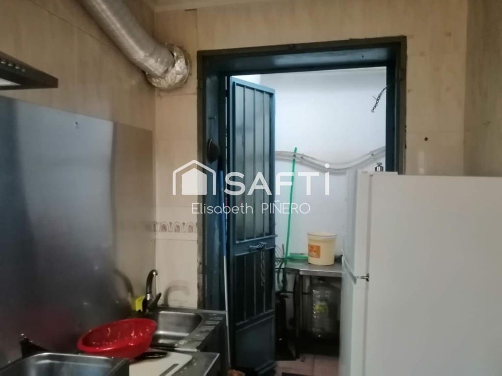 Commercieel te koop in Puebla de la Calzada - € 70.000 (Ref: 9595041)