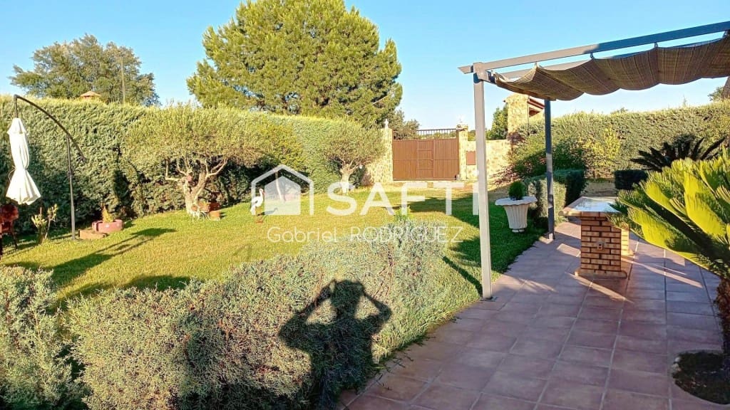 Grunde uden byggetilladelser til salg i Valverde de Leganes - € 160.000 (Ref: 9595042)