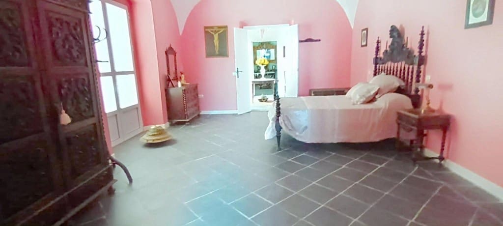 8 bedroom Finca/Country House for sale in Herreruela with pool - € 1,000,000 (Ref: 9595043)