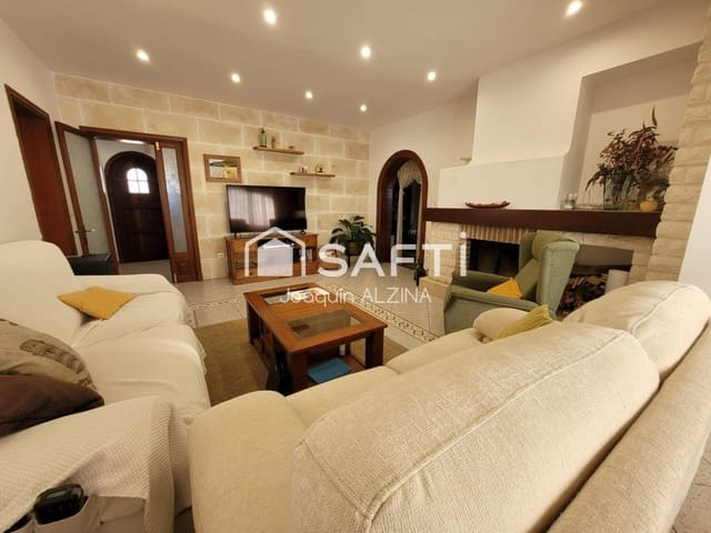 3 sovrum Villa till salu i Ciutadella de Menorca med pool garage - 840 000 € (Ref: 9595045)