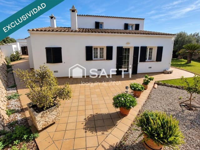 3 soveværelse Finca/Landehus til salg i Llucmaçanes, Mahón / Maó med swimmingpool garage - € 1.400.000 (Ref: 9595048)