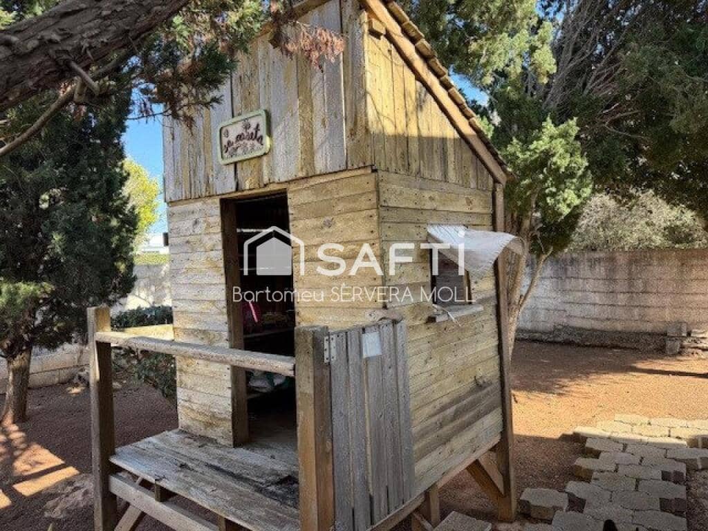 5 bedroom Villa for sale in Ciutadella de Menorca - € 870,000 (Ref: 9595053)