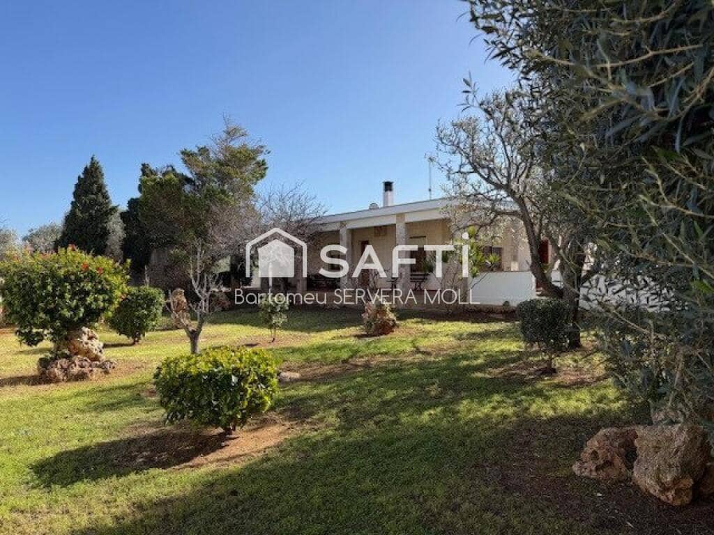 5 bedroom Villa for sale in Ciutadella de Menorca - € 870,000 (Ref: 9595053)