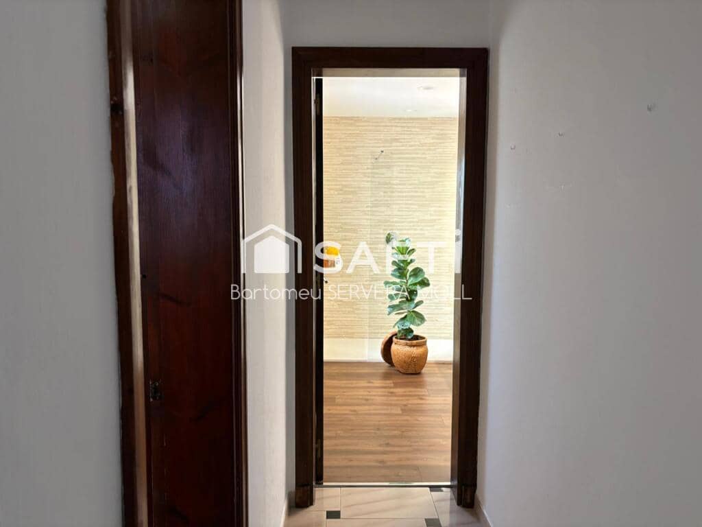 5 bedroom Villa for sale in Ciutadella de Menorca - € 870,000 (Ref: 9595053)