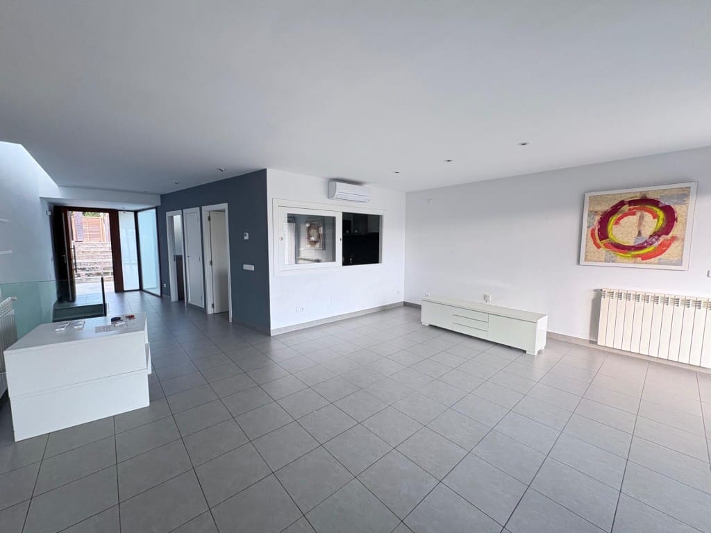 Chalet de 3 habitaciones en Manacor en alquiler con piscina - 2.250 € (Ref: 9595054)