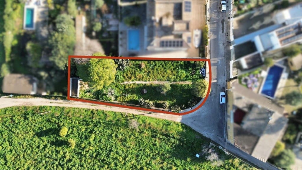 Building Plot for sale in Palma de Mallorca - € 649,000 (Ref: 9595056)