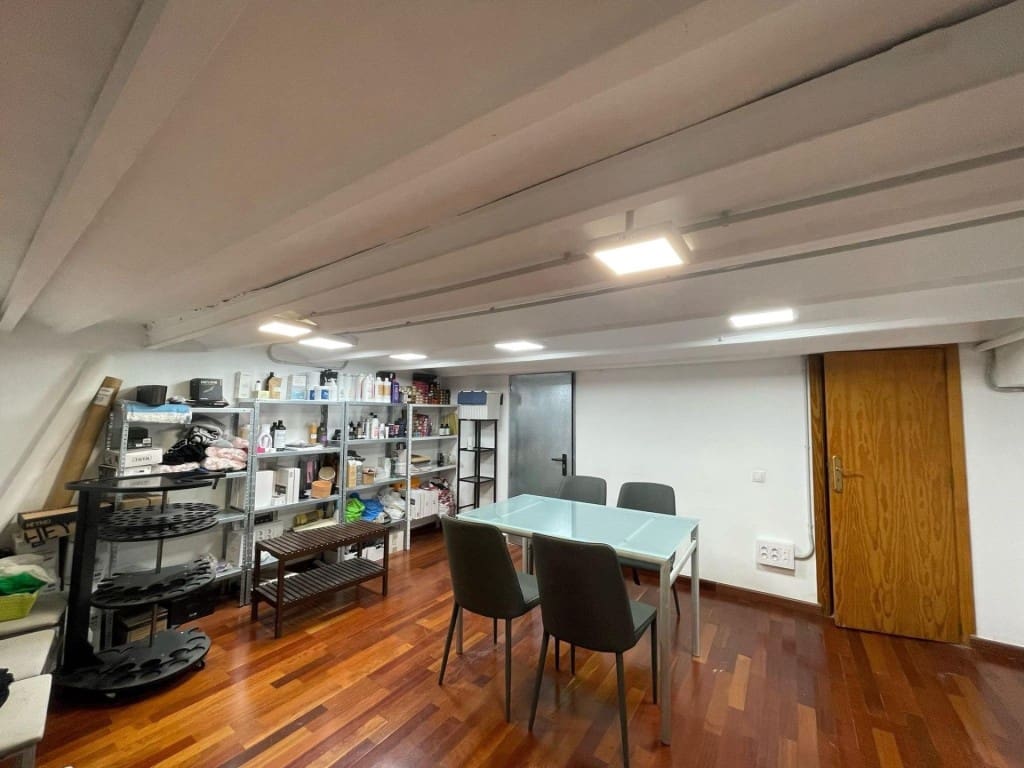 Komercyjne na sprzedaż w Palma de Mallorca - 40 000 € (Ref: 9595057)