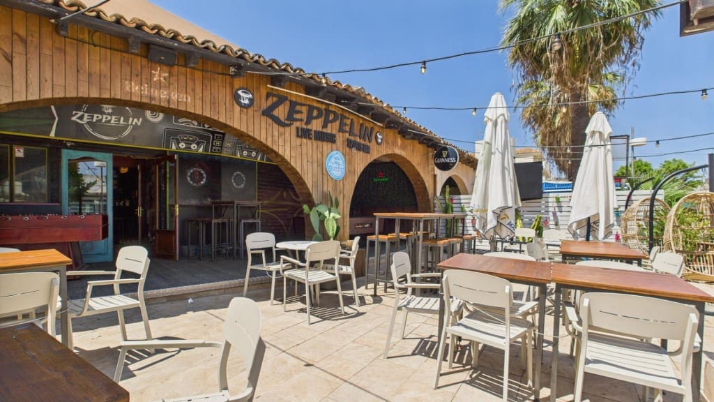 Comercial para venda em Calvia - 95 000 € (Ref: 9595061)