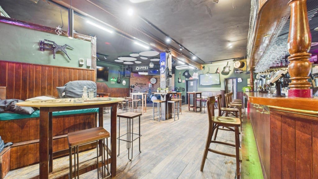 Comercial para venda em Calvia - 95 000 € (Ref: 9595061)