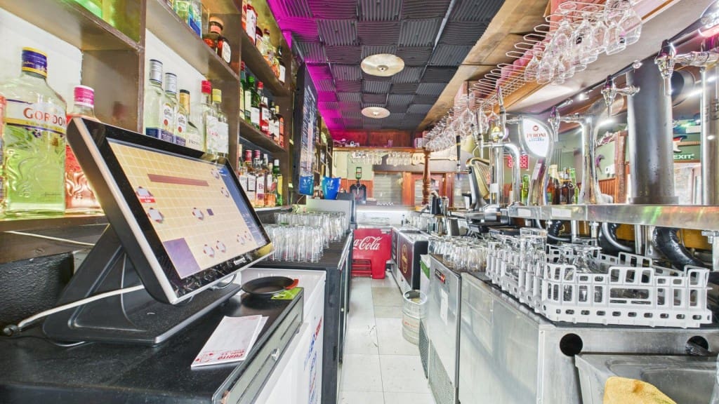 Comercial para venda em Calvia - 95 000 € (Ref: 9595061)