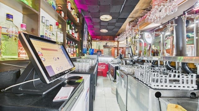 Comercial para venda em Magalluf, Calvià - 95 000 € (Ref: 9595061)