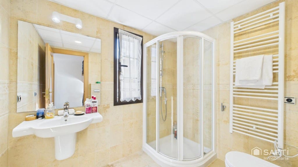 Chalet de 3 habitaciones en Puig de Ros en venta con piscina - 929.000 € (Ref: 9595067)