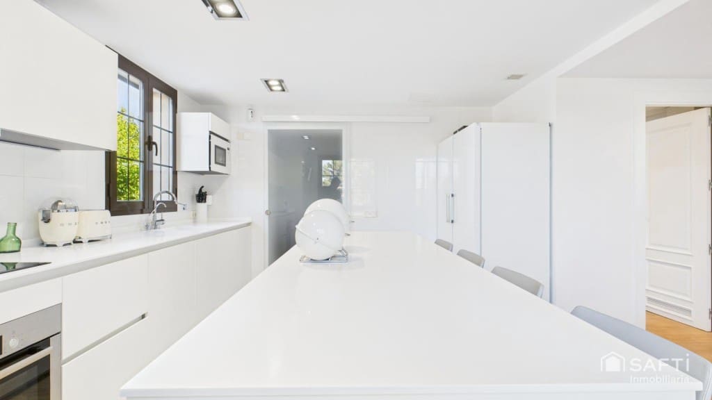 Chalet de 3 habitaciones en Puig de Ros en venta - 1.420.000 € (Ref: 9595068)