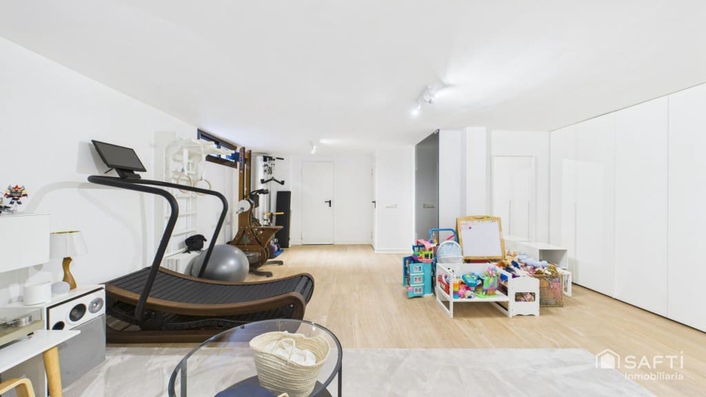 Chalet de 3 habitaciones en Puig de Ros en venta - 1.420.000 € (Ref: 9595068)