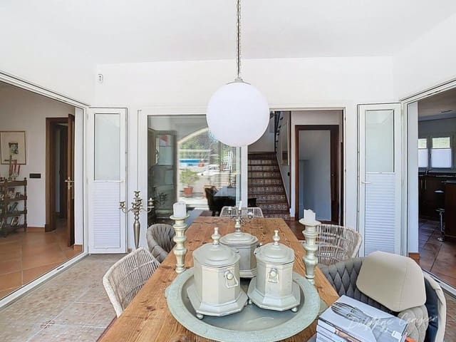 5 bedroom Villa for sale in Alqueria Blanca, Santanyí with pool garage - € 1,300,000 (Ref: 9595078)