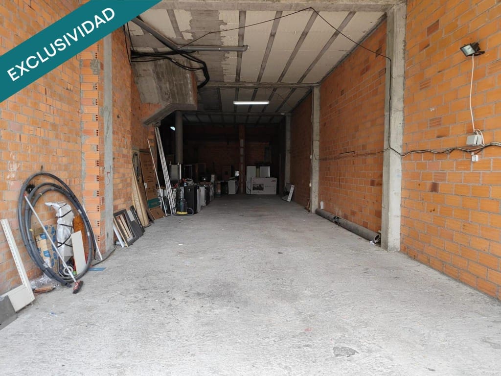 Commercial for sale in Xinzo de Limia - € 92,000 (Ref: 9595080)