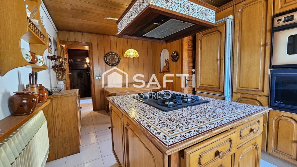 4 bedroom Villa for sale in Cervello - € 535,000 (Ref: 9595082)