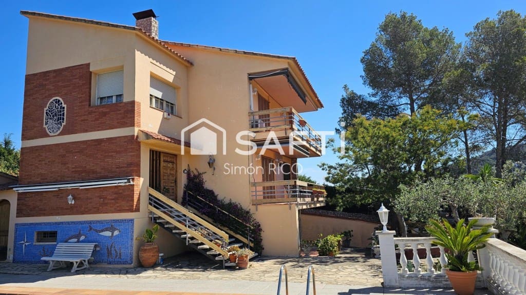 4 bedroom Villa for sale in Cervello - € 535,000 (Ref: 9595082)