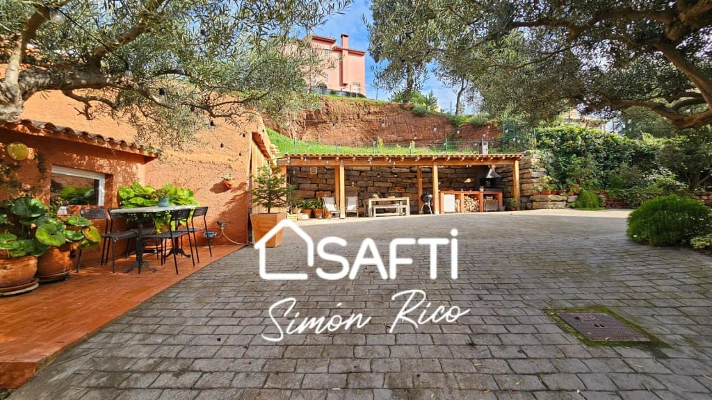 4 bedroom Villa for sale in Cervello - € 520,000 (Ref: 9595083)