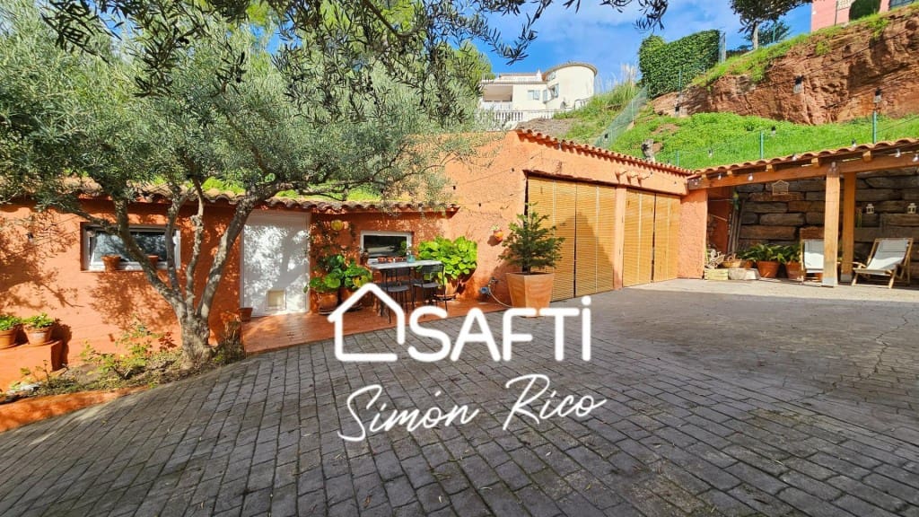 4 bedroom Villa for sale in Cervello - € 520,000 (Ref: 9595083)