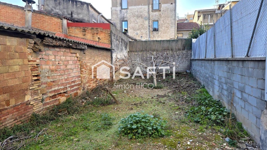 Działka budowlana na sprzedaż w Sant Vicenc dels Horts - 185 000 € (Ref: 9595091)