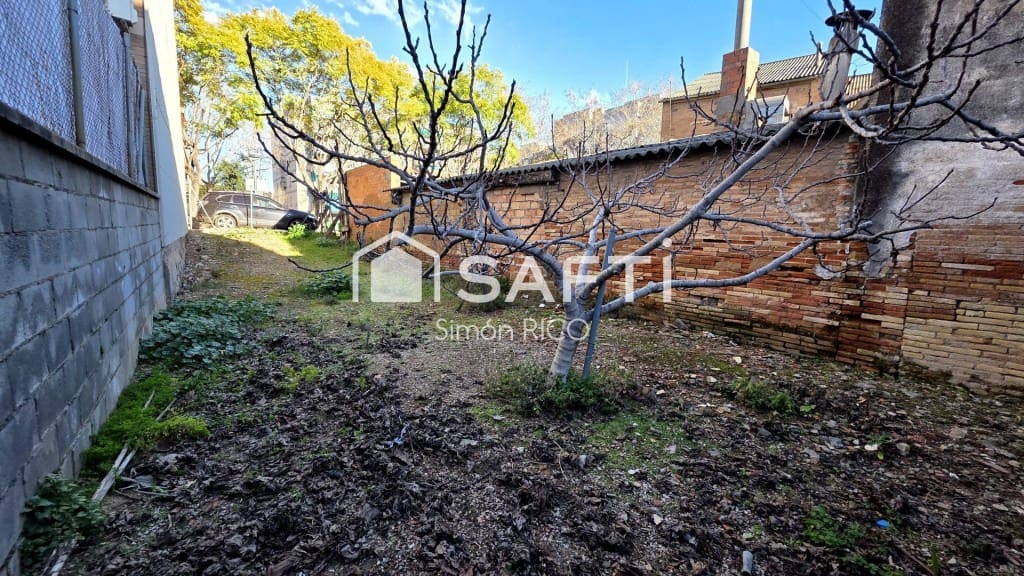 Działka budowlana na sprzedaż w Sant Vicenc dels Horts - 185 000 € (Ref: 9595091)