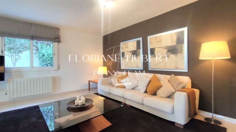 5 bedroom Villa for sale in Collbato with pool garage - € 650,000 (Ref: 9595093)