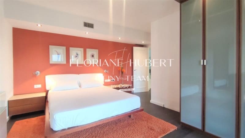 5 bedroom Villa for sale in Collbato with pool garage - € 650,000 (Ref: 9595093)