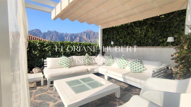 5 bedroom Villa for sale in Collbato with pool garage - € 650,000 (Ref: 9595093)