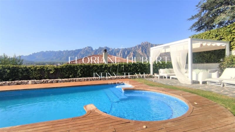 5 bedroom Villa for sale in Collbato with pool garage - € 650,000 (Ref: 9595093)