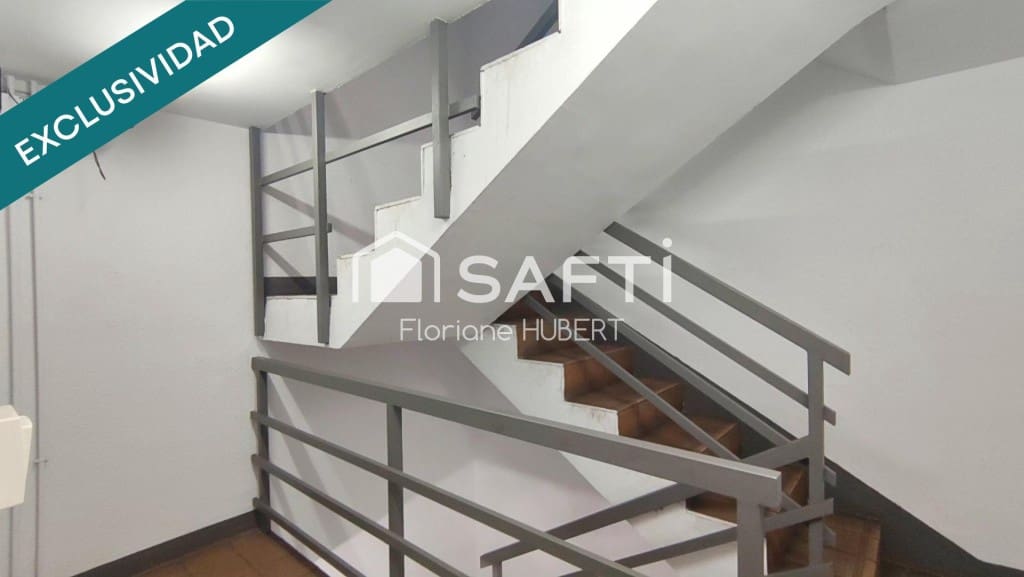 Garage til salg i Barcelona by - € 14.000 (Ref: 9595094)